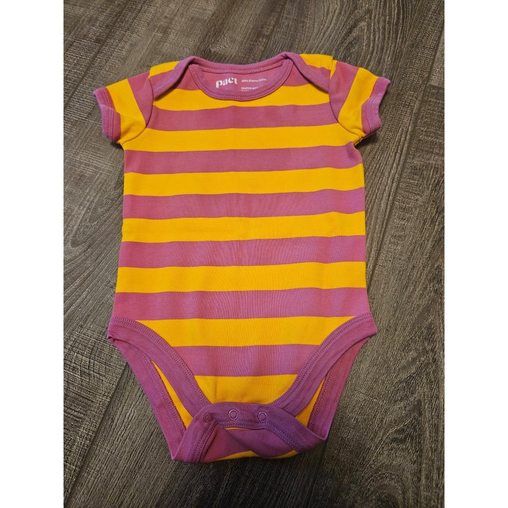 Pact organic bodysuit‎ 6-9 mos